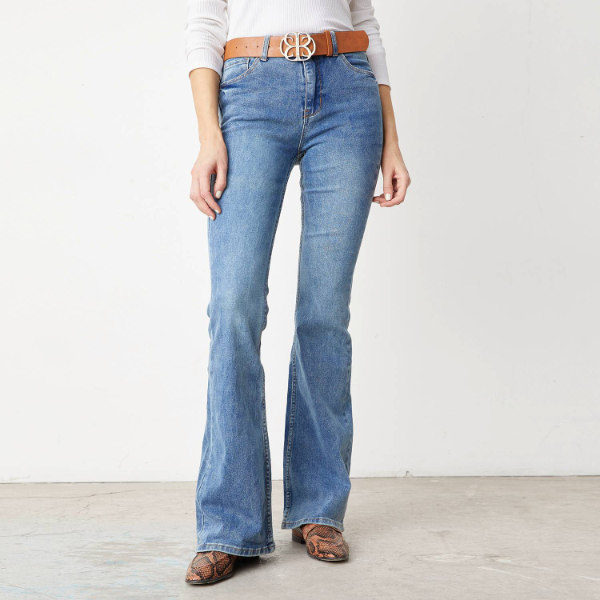 Jeans Flare Tiro Alto Mujer Cecilia Bolocco Para Apology